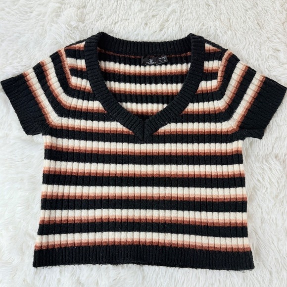 Volcom Small Striped V-Neck Knit Sweater Top Y2K Retro Short Sleeve Casual - Picture 1 of 11